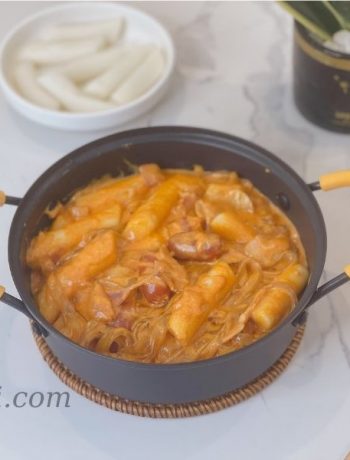 cách làm bánh gạo xốt hoa hồng rose tokbokki